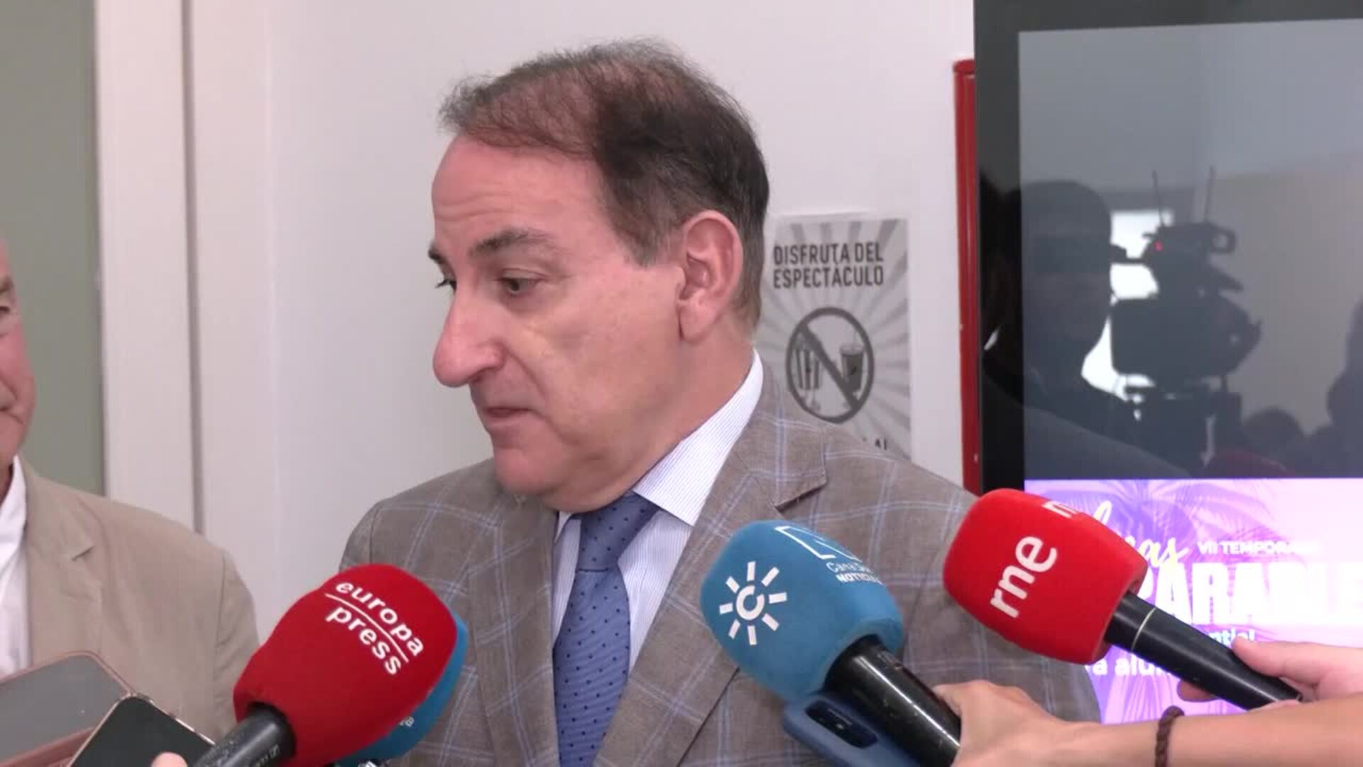 González de Lara: "No toca hablar de siglas, hay que hablar de compromisos comunes"