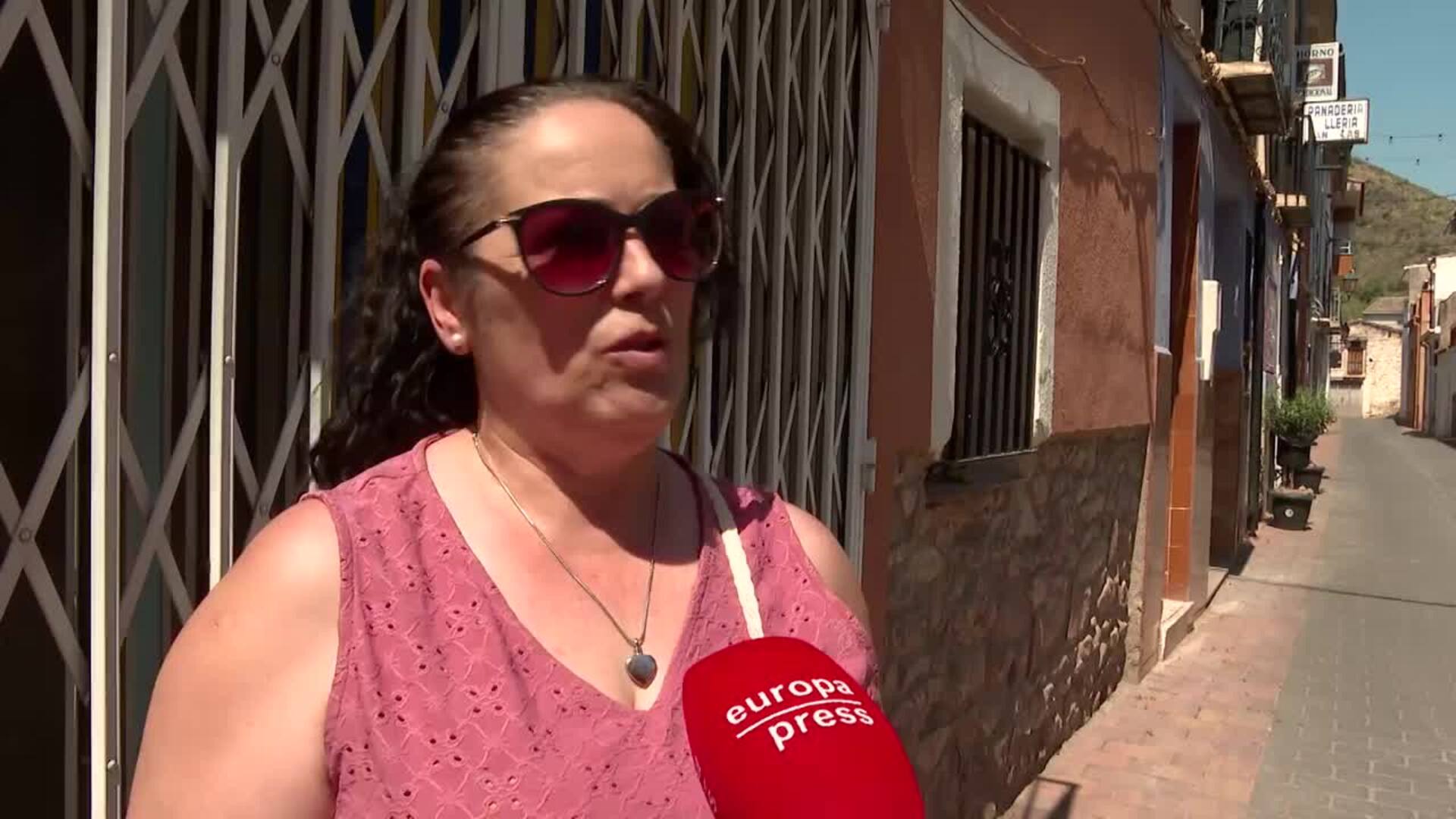 La evolución del incendio de Soneja (Castellón) es estable y los vecinos vuelven a casa