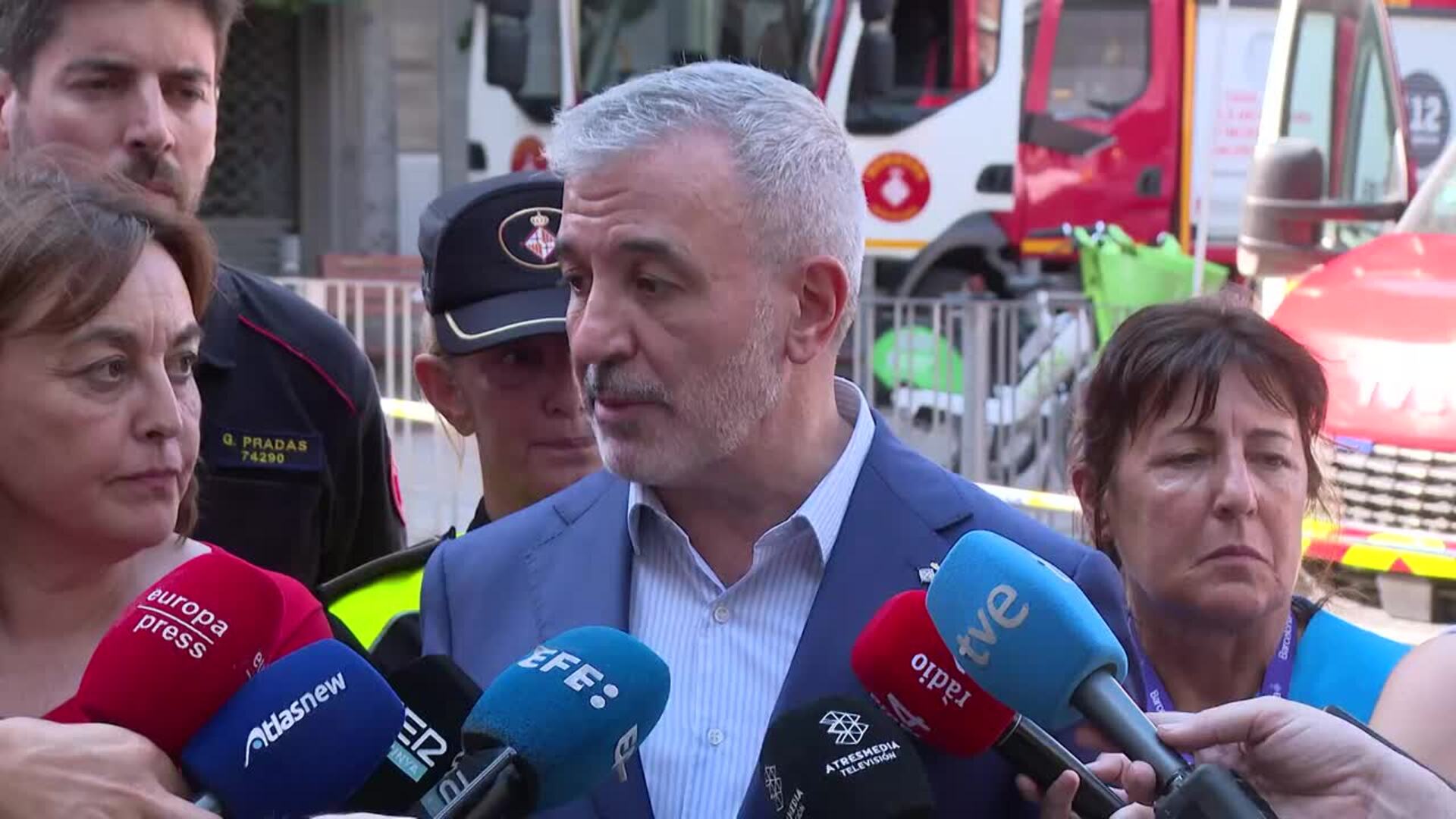 Los vecinos de los 93 pisos desalojados en el Putxet de Barcelona no podrán volver este martes