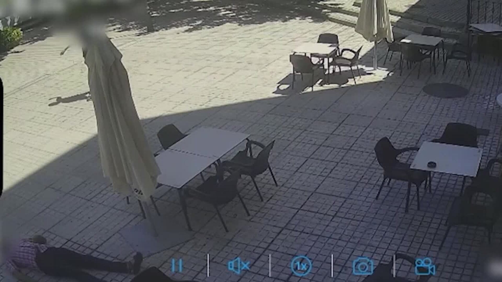 Detenido un hombre en Mora (Toledo) por agredir gravemente a su padre en la terraza de un bar