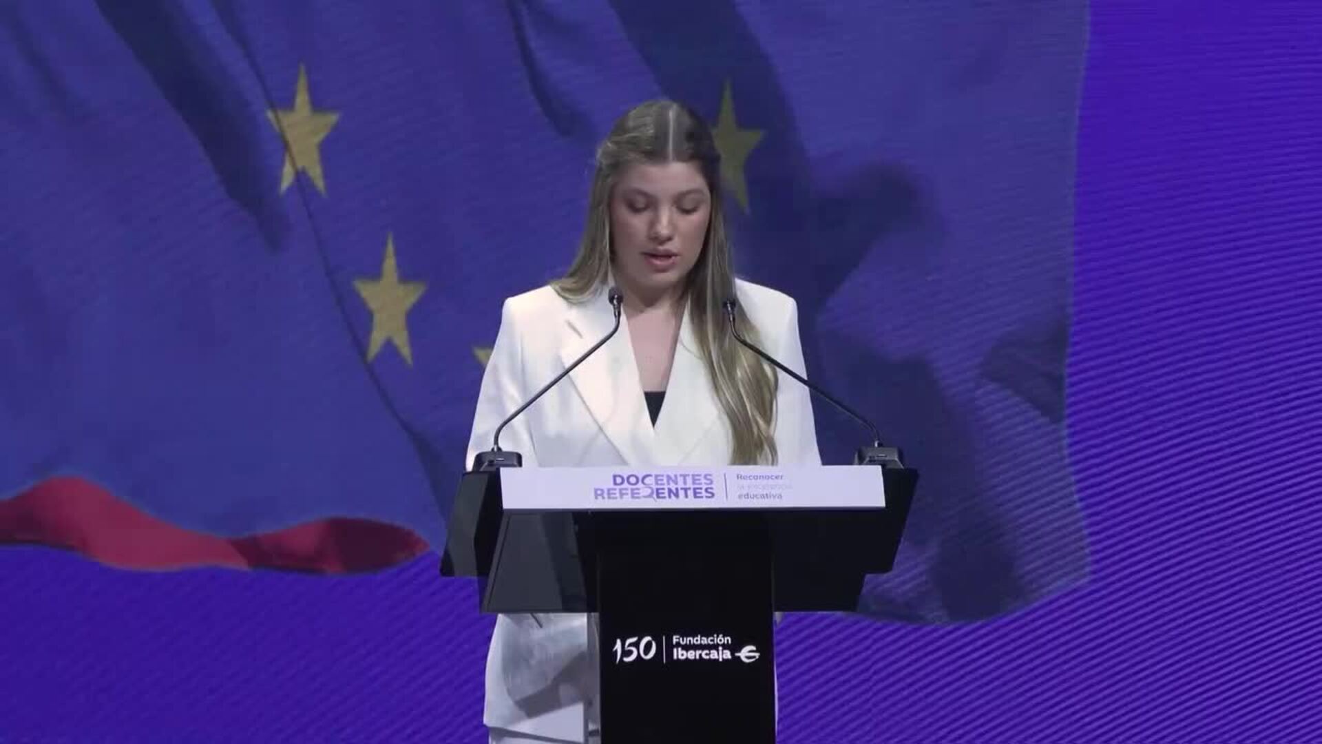Infanta Sofía reconoce la profesión docente: "Es de un valor que va más allá de lo estratégico"