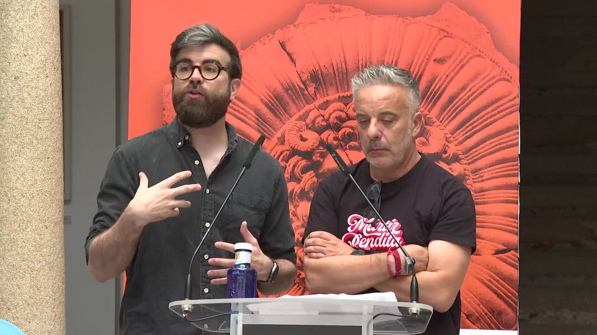 Juan Manuel y Samuel López, creadores de Ars Fatum, presentan la nueva máscara de esta edición