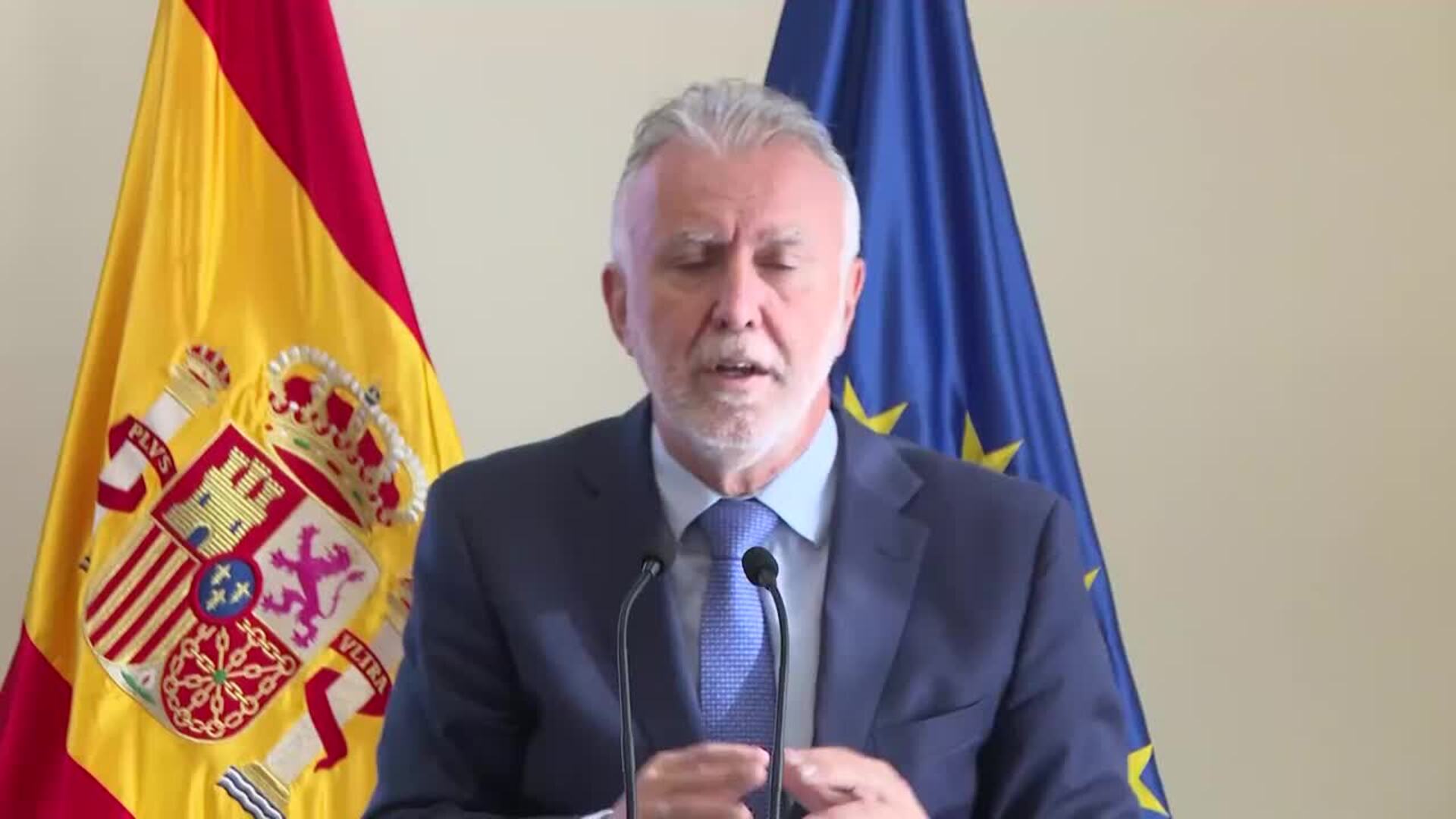 Torres carga contra Feijóo por confundir absentismo y baja laboral: "Se deja en evidencia"
