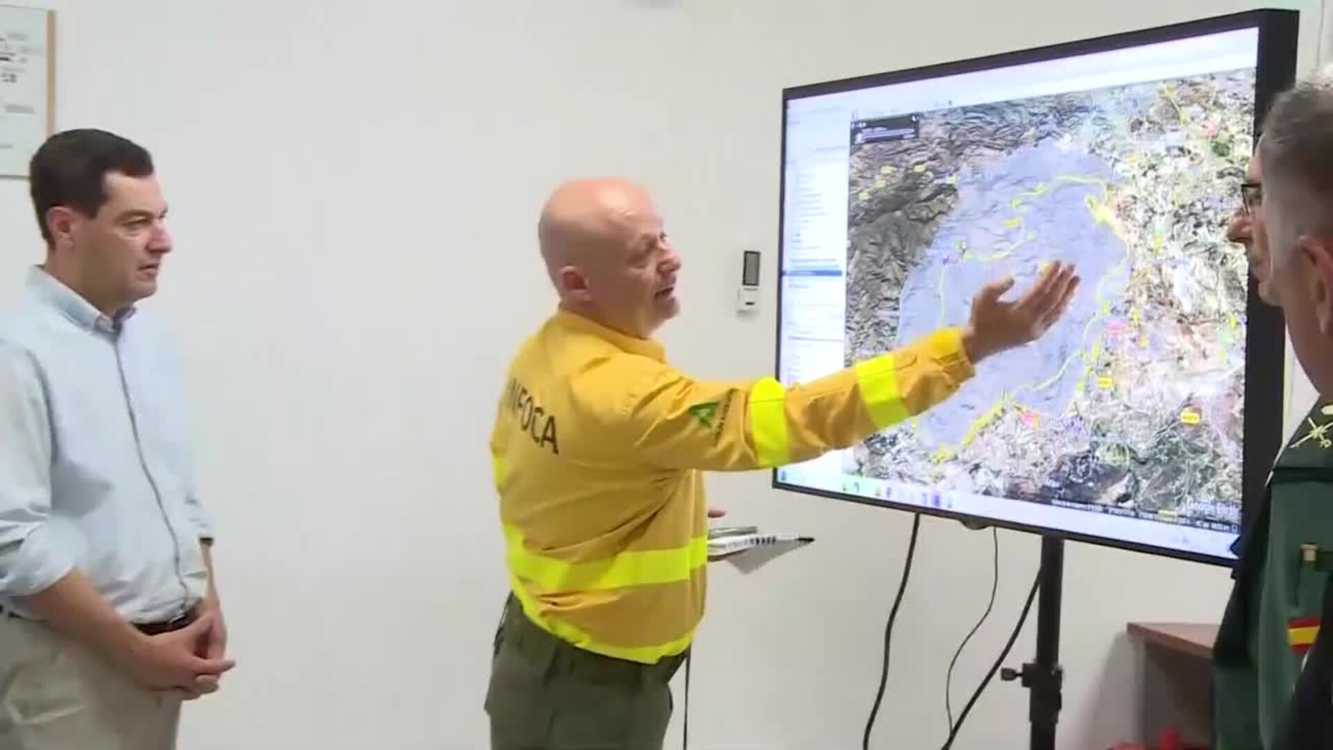Ascienden a 12 los fallecidos en el incendio de Los Gallardos, con 23 personas no localizadas
