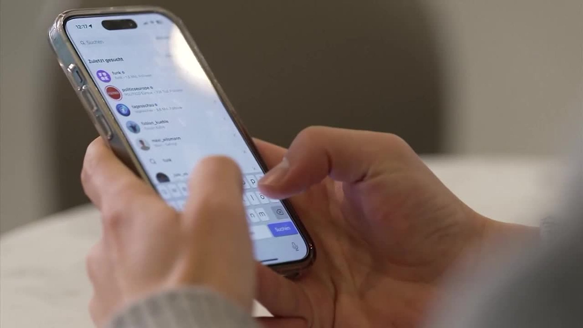 Bruselas acusa a Meta de violar la ley europea digital con el diseño adictivo de sus redes