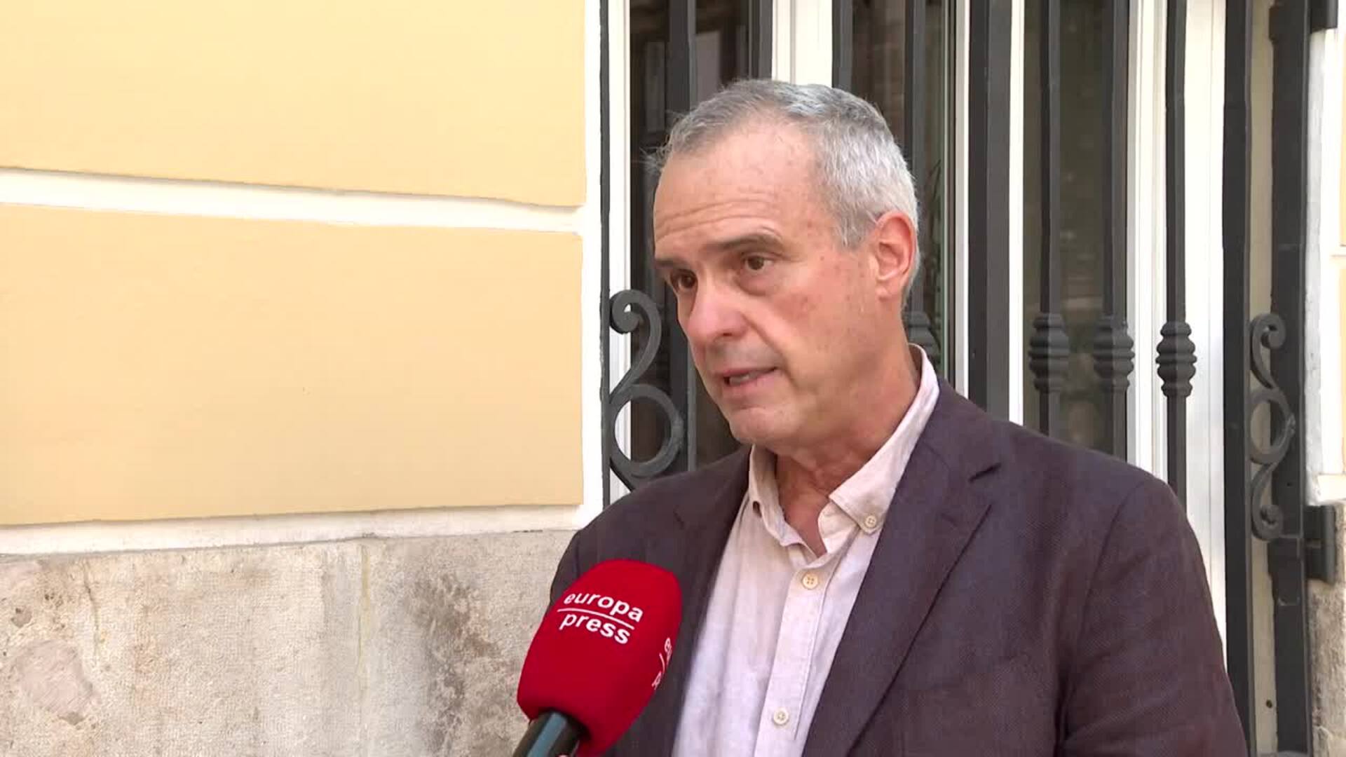 Experto señala que hay que saber por qué se ha expandido tan rápido el incendio de Almería