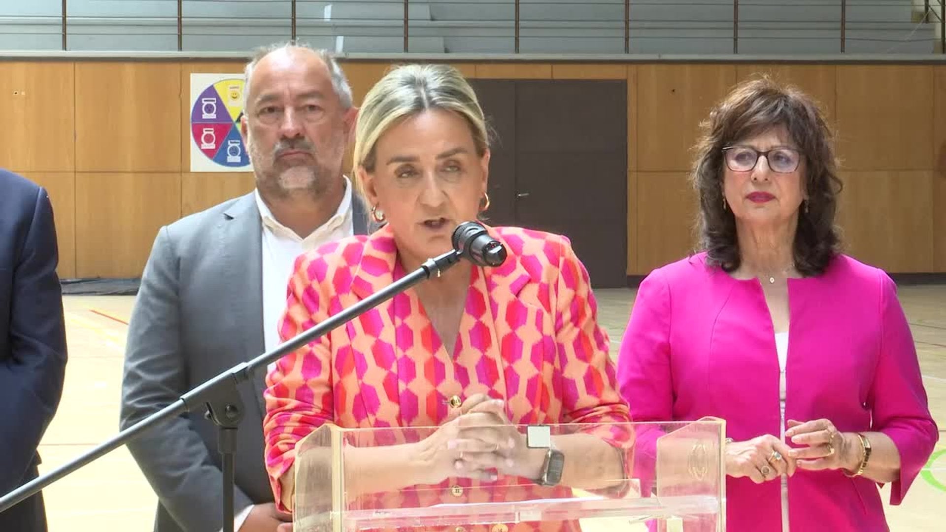 traslada su solidaridad y pésame por el incendio en Almería