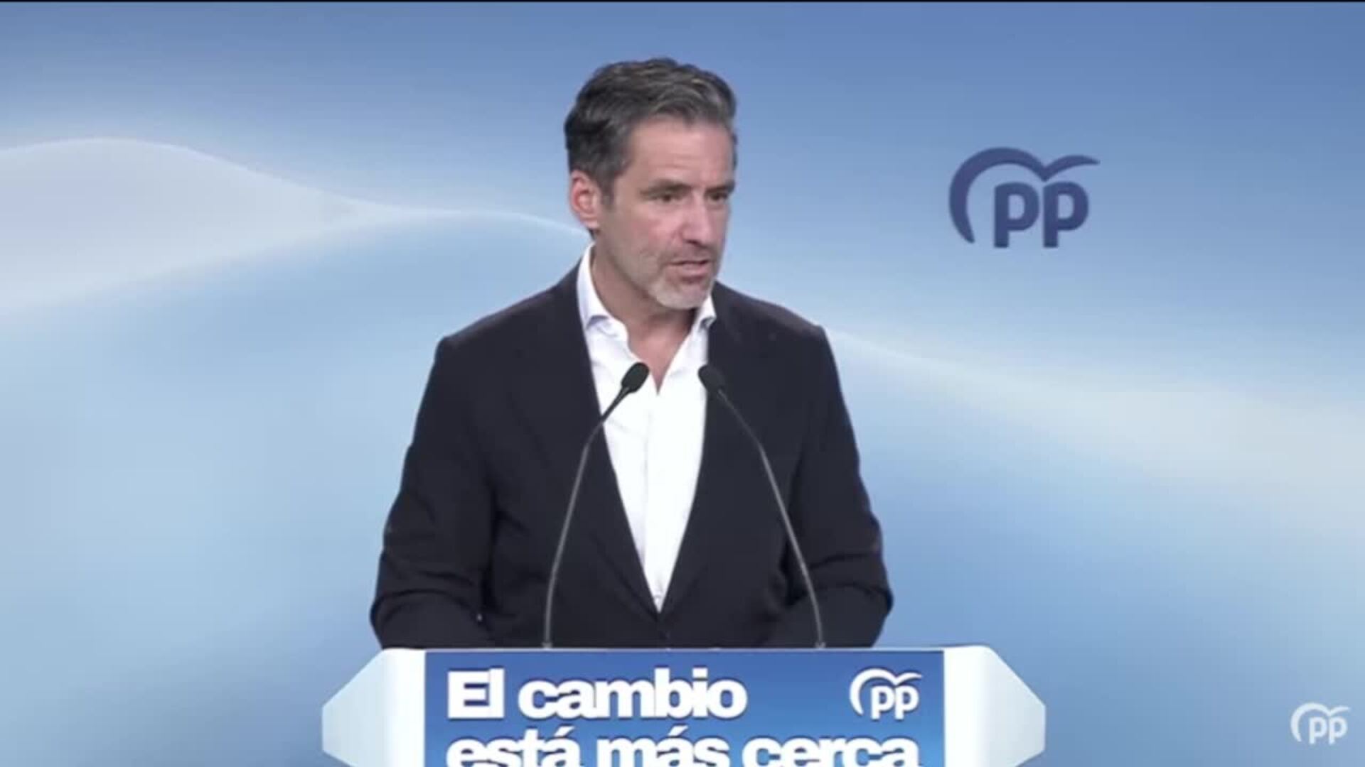 Semper asegura que está funcionando la coordinación institucional en el incendio de Almería