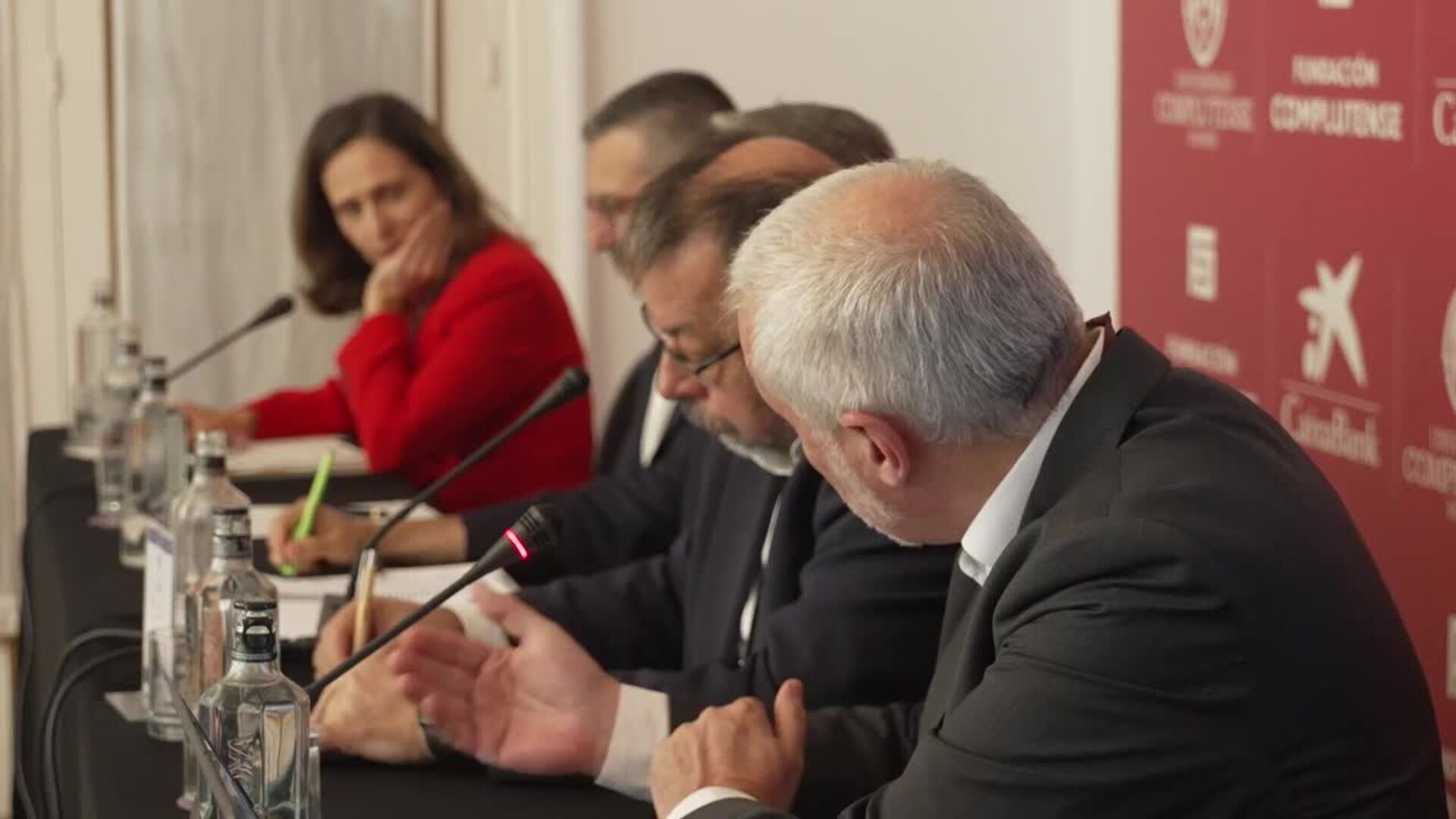 Expertos defienden la colaboración para fomentar el liderazgo de España en innovación sanitaria