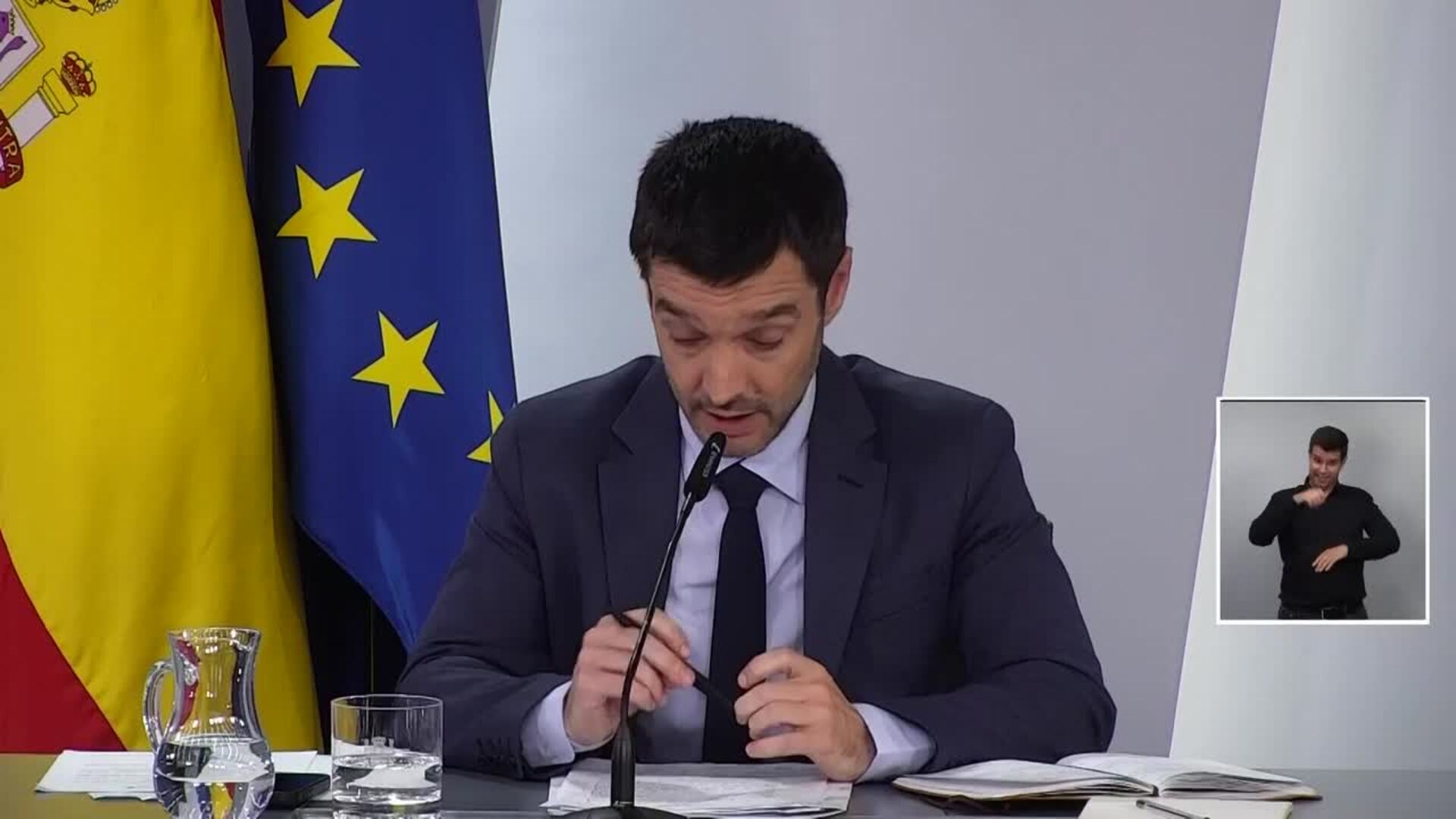 Gobierno aprueba transferir 904 millones de euros a CCAA para el nivel acordado de dependencia