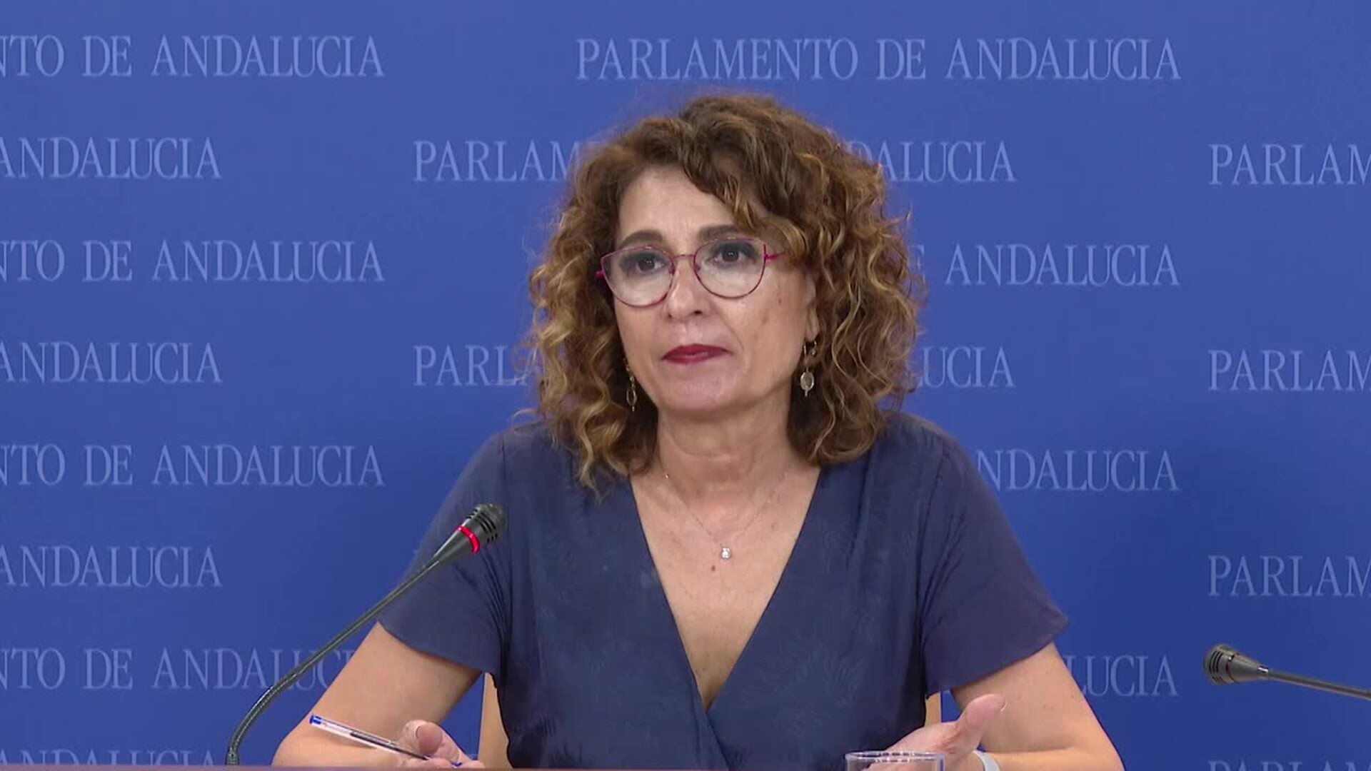 Montero afea la "inacción del poder judicial" ante actuaciones del juez Peinado