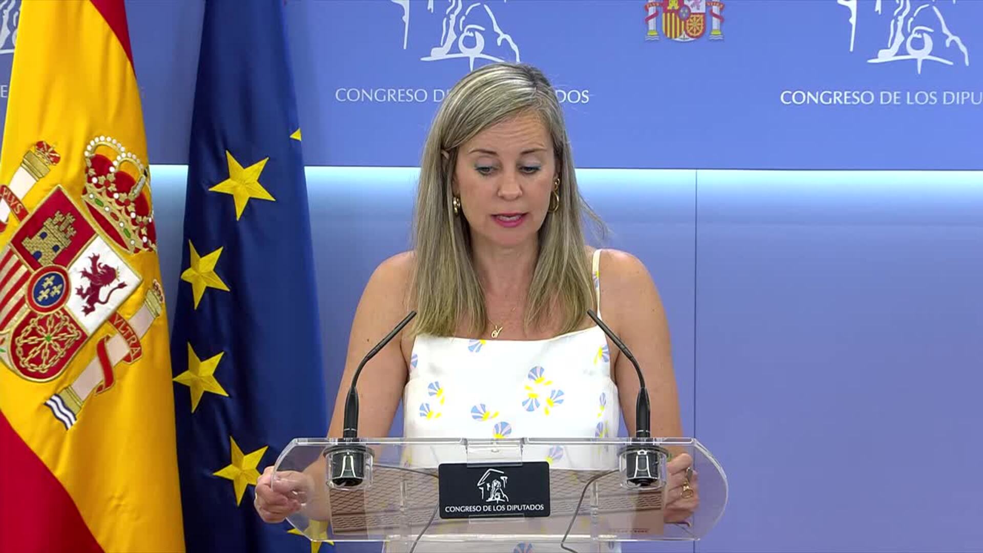 Sumar denuncia el "machismo, la violencia de género y el delirio" del juez Peinado