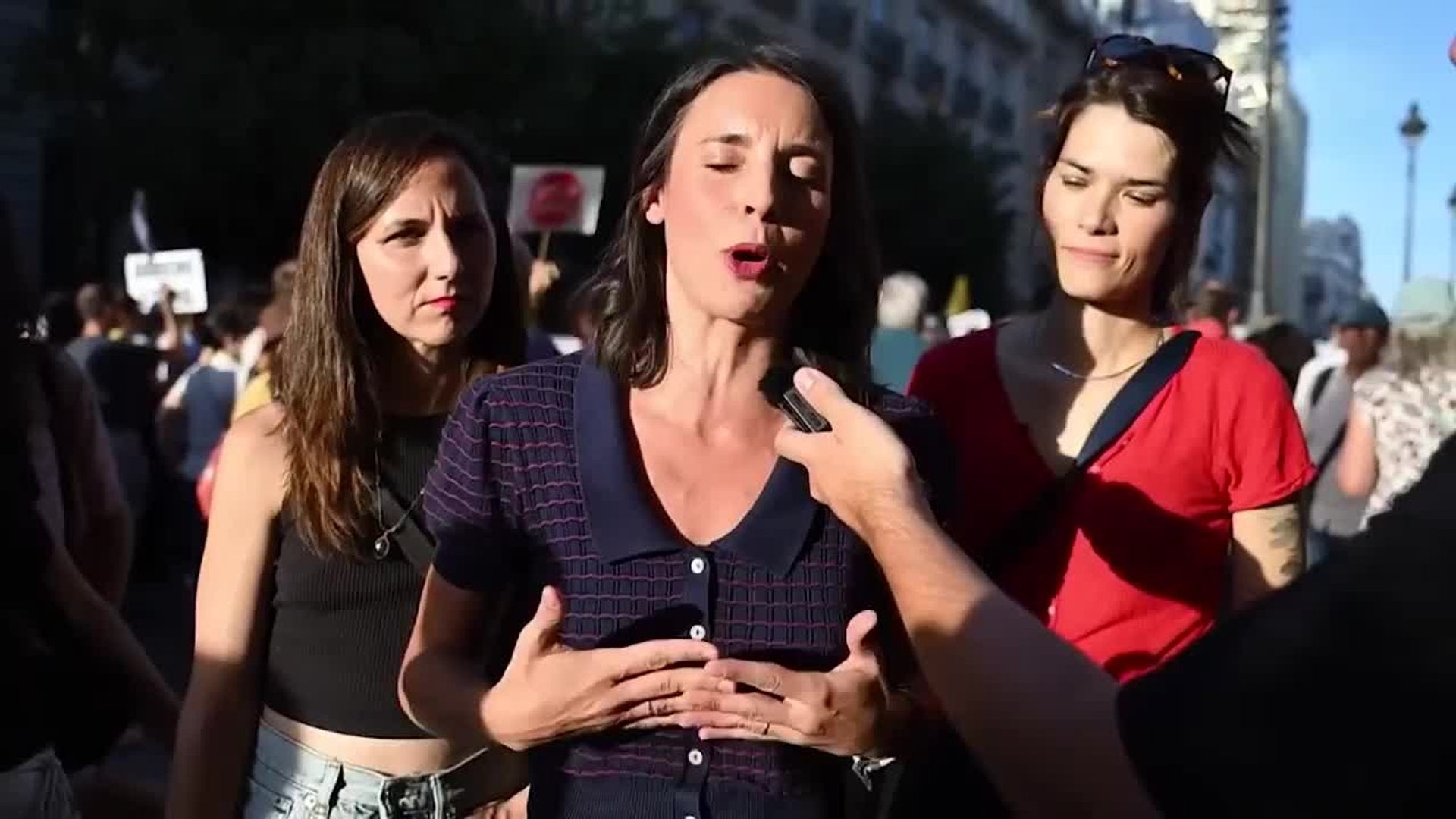 Irene Montero apela por "expropiar las 650.000 viviendas que están en manos de fondos buitre"
