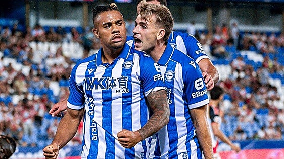 Mariano, MVP albiazul del Rayo-Alavés. ¿Quién ha sido el mejor para ti? Vota aquí