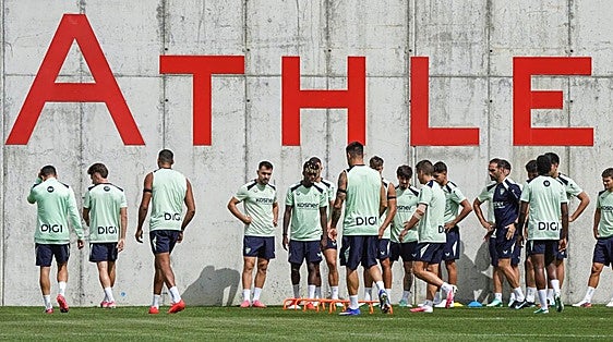 La reflexión de Uriarte sobre el bajo número de jugadores vizcaínos en el Athletic: «Nos preocupa porque puede tener un impacto fundamental»