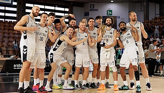 El Surne se exhibe ante el Baskonia