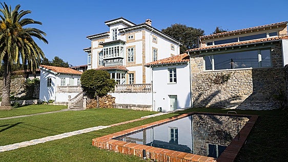 La casona de indianos abandonada que una familia ha convertido en uno de los refugios más deseados de Cantabria