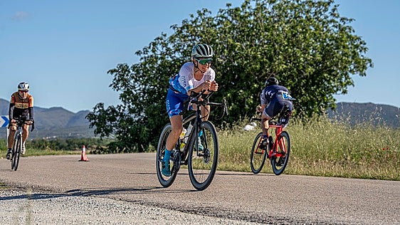 Del «no vales para el deporte» a un Ironman