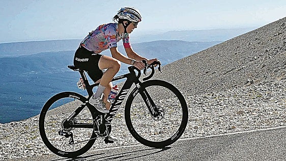 Niewiadoma, primera reina del viento en la historia del Tour femenino