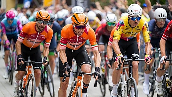 Jonathan Lastra renueva con el Euskaltel hasta 2028