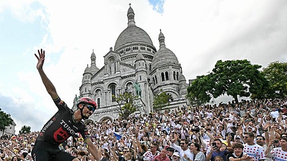El mosquetero Alaphilippe cuelga su espada