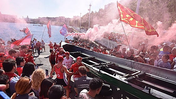La celebración del ascenso de Deusto a la Eusko Label Liga, con Aburto incluido, en imágenes