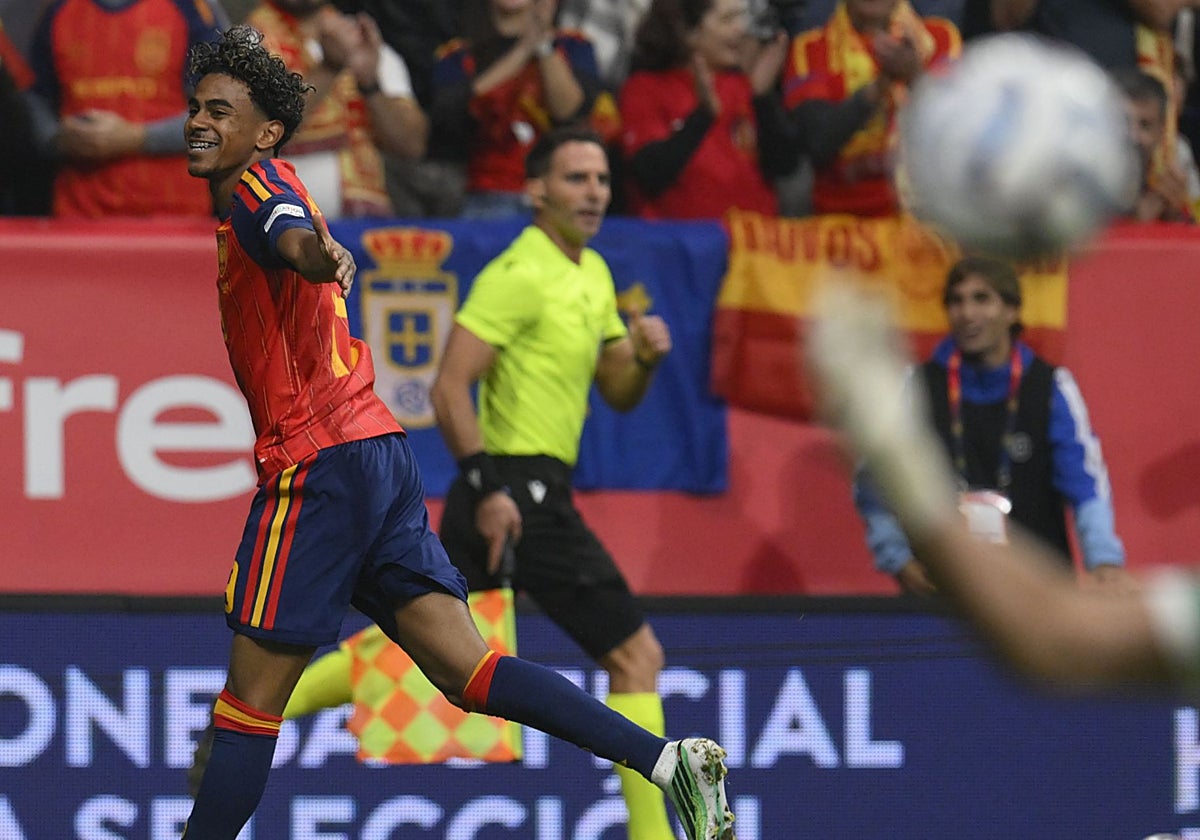 Spain defeats Czechia 3-1 to extend unbeaten run to 42 games