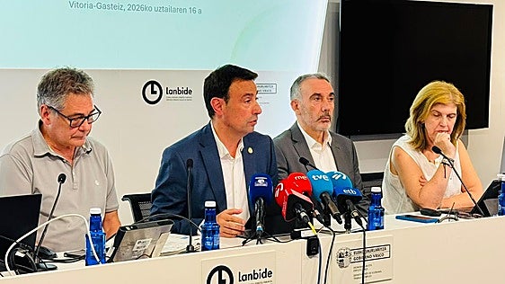 El Gobierno vasco pone en marcha su foro de empleo para reforzar la colaboración entre instituciones y agentes sociales