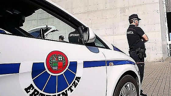 El degenerado que campea por Santutxu