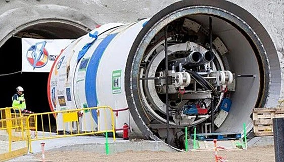 Transportan 7 transformadores de 315 toneladas a Gatika para el cable submarino con Francia