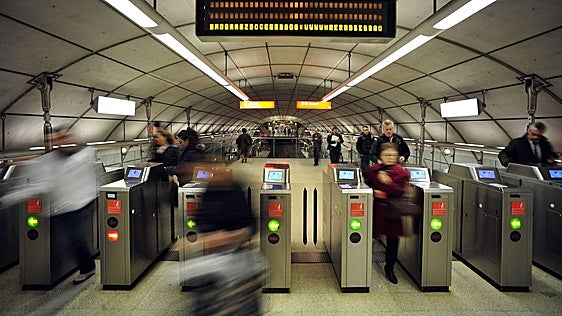 Dos ingenierías vizcaínas pugnan por pilotar la modernización de Metro Bilbao