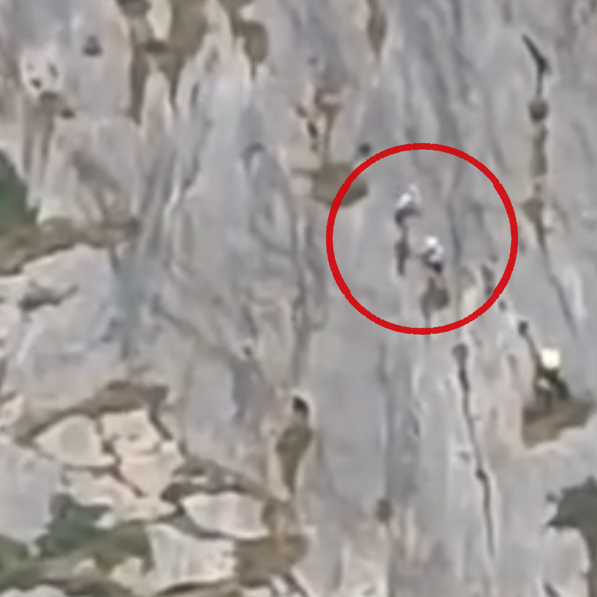 Rescatan a un padre y sus dos hijos tras quedar atrapados en la cresta del Untzillatx