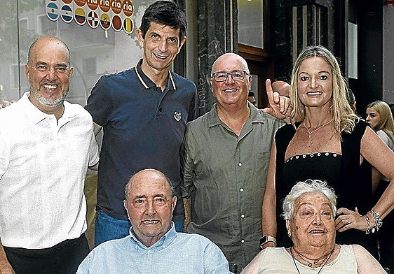 Medio siglo haciendo amigos