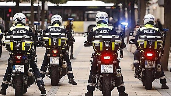 Dos detenidos en Vitoria por un robo con violencia