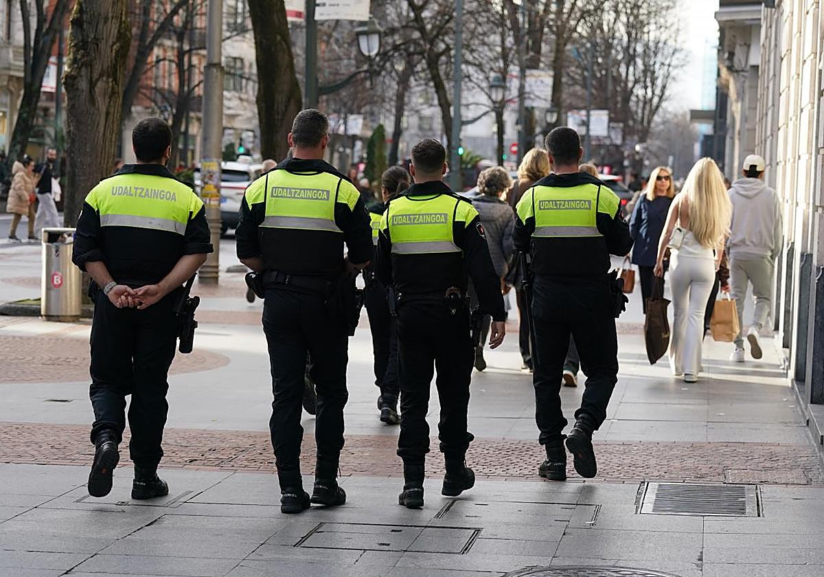 La denuncia de un policía municipal al Ayuntamiento de Bilbao por trabajar un 1,51% más de su jornada en 2024