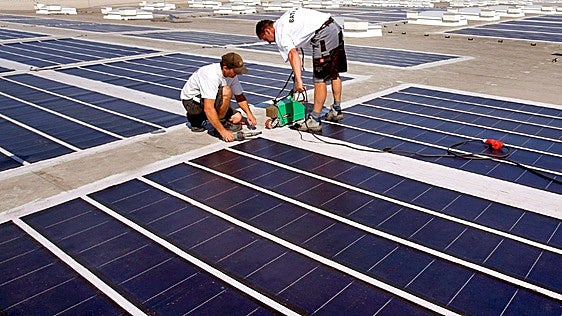 La Diputación de Álava se ahorra 100.000 euros en dos años con las placas solares en dos edificios