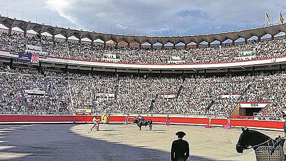 Vista Alegre cierra la Aste Nagusia con un lleno histórico y un 20% más de abonos vendidos