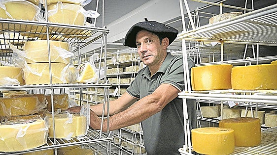 De trabajar en Michelin en Vitoria a triunfar con el queso en Ordizia