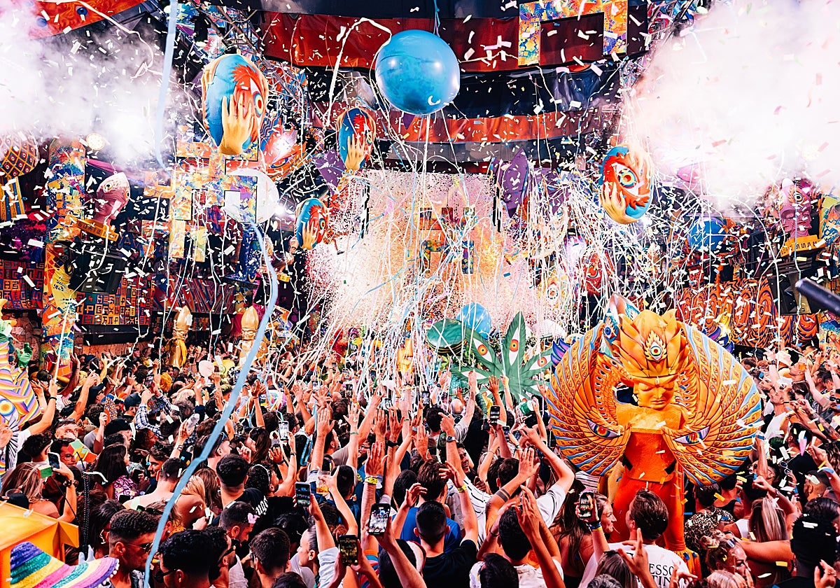 La fiesta Elrow volverá a traer la música electrónica al BEC en su segunda edición