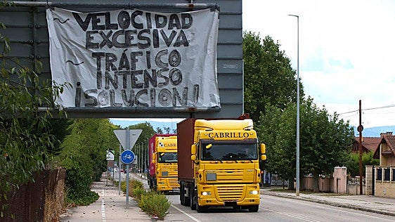 Miranda pide a la Junta una «solución integral» al tráfico de la Carretera de Logroño