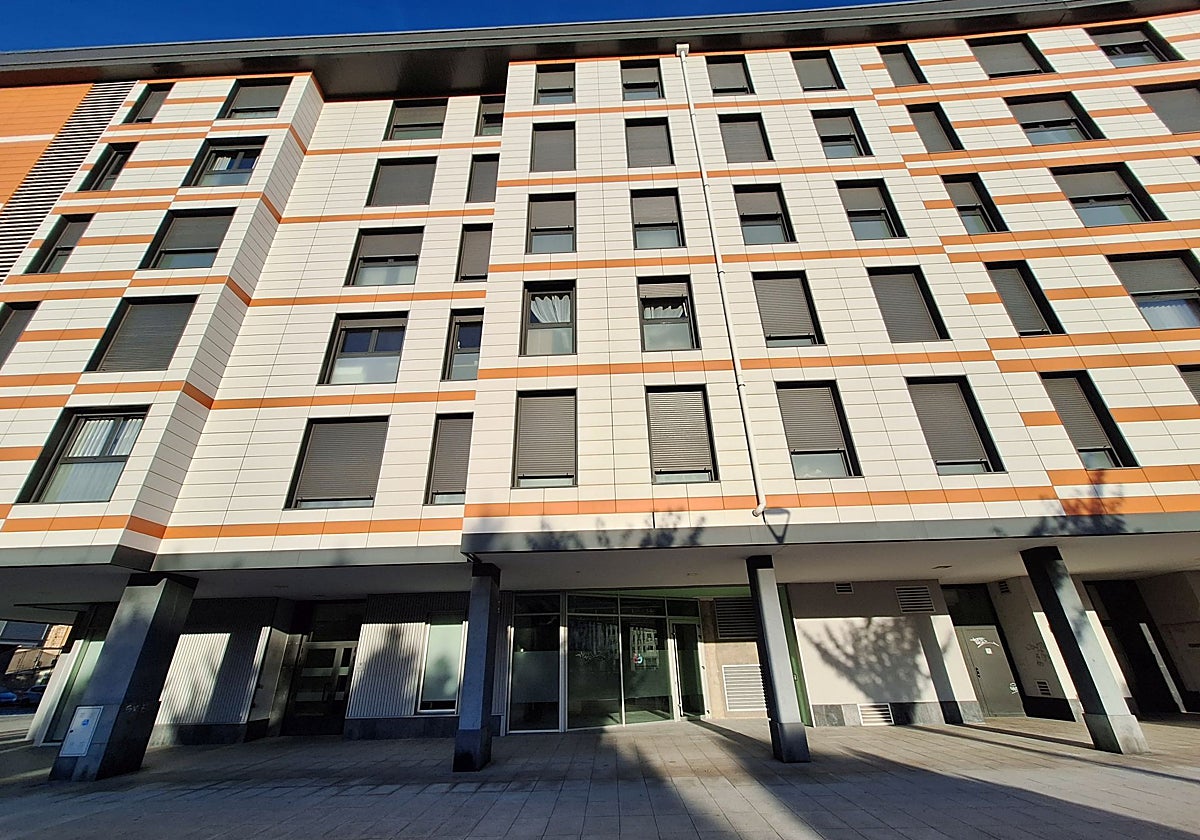 Basauri abrirá sus viviendas comunitarias para mayores con más de un año de retraso