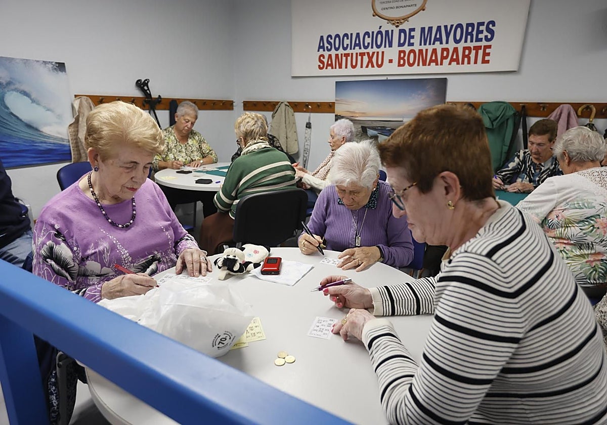 «¡Es una alegría recuperar las partidas de bingo! Nos dan mucha vidilla»