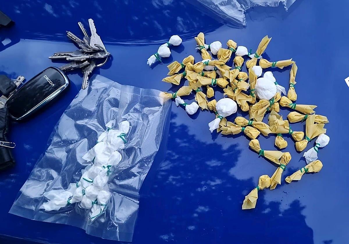 Detienen a dos personas por tráfico de drogas y dar positivo en cocaína en Mungia