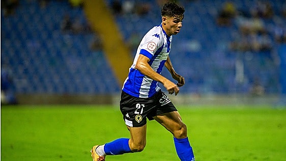 El Mirandés confirma el fichaje de Nico Espinosa