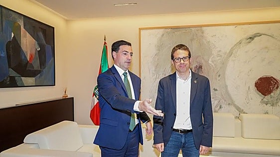Pradales busca «reforzar el diálogo» político y social pese al clima electoral