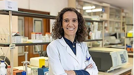 Una investigadora vasca abre una nueva vía en la lucha contra el alzhéimer: «Podría empezar 20 años antes de los síntomas»
