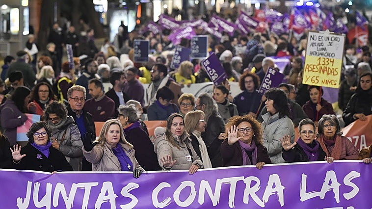 Arrestan en Euskadi a un conductor de VTC por tocamientos a una joven durante un trayecto