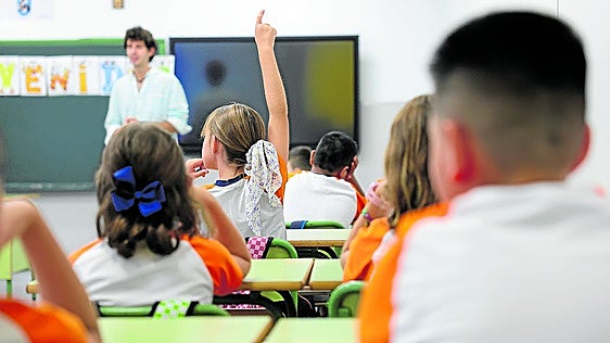 ¿Cómo se elige a los estudiantes y colegios que participan en la prueba PISA?