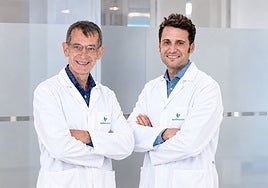 Los doctores Fernando Torre y Rubén Álvarez.