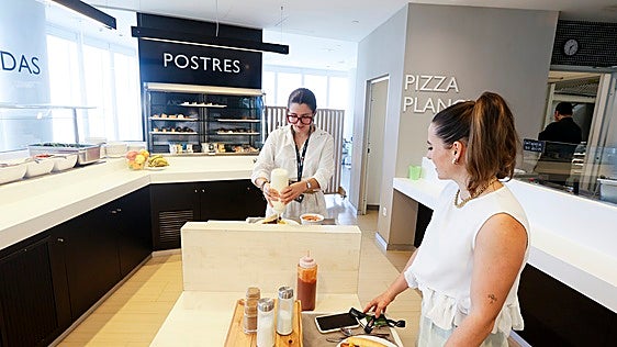 Así es la hora de la comida en la Torre Iberdrola